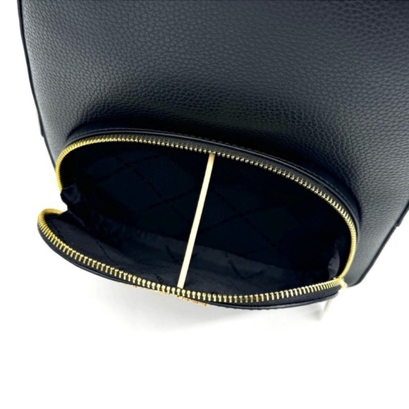 Michael Kors Medium Jaycee Backpack & Large Continental Wallet Black/Gold - Picture 10 of 14
